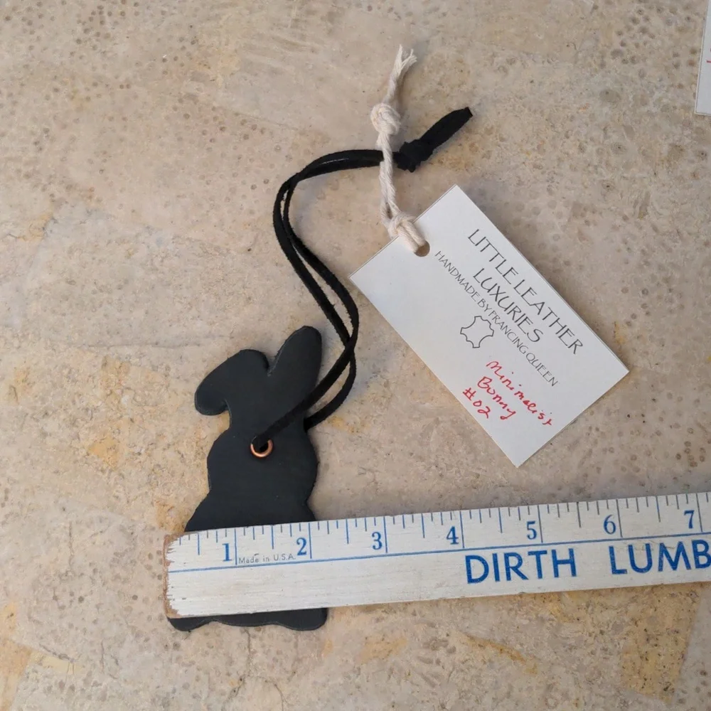 Handmade Genuine Leather Minimalist Bunny Rabbit Bag Charm Black #02 - Picture 5 of 7